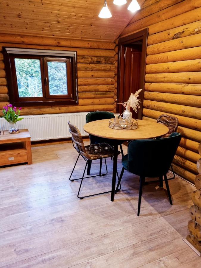 Finse Woning Op Camping De Tulpenweide Breezand Esterno foto