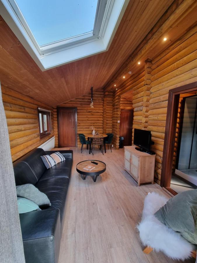 Finse Woning Op Camping De Tulpenweide Breezand Esterno foto